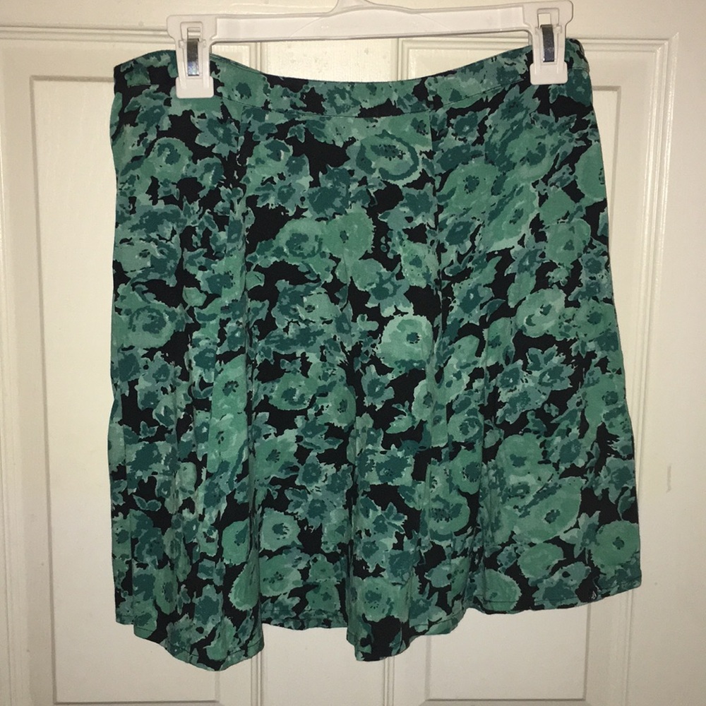 Volcom skater skirt